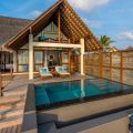 Размещение в Four Seasons Maldives at Landaa Giraavaru